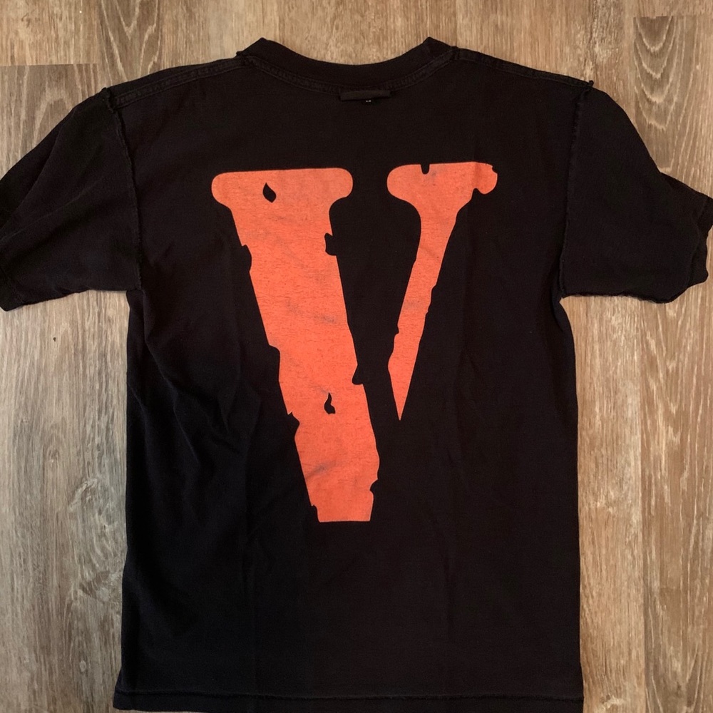 VLONE - Picture 6 of 8